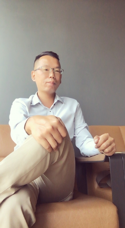LI的第一张照片--台南交友中心
