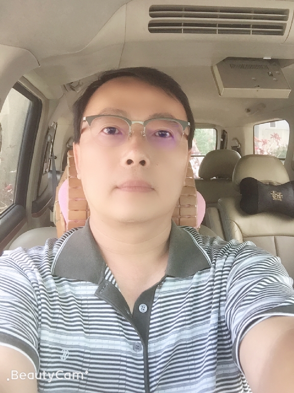 棄天帝的第一张照片--台南交友中心