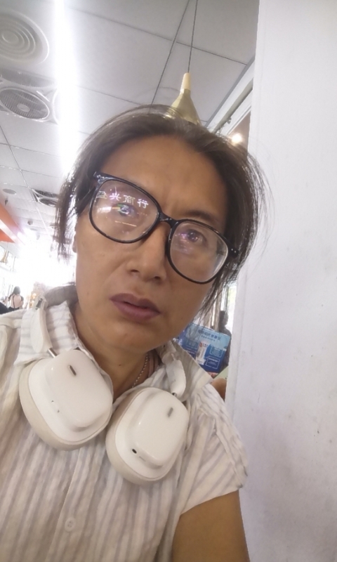 冬天的蔷薇的第三张照片--台南交友中心